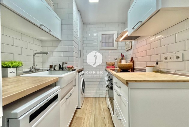 Segunda mano - Apartamento / piso -
Torrevieja - Calas blanca