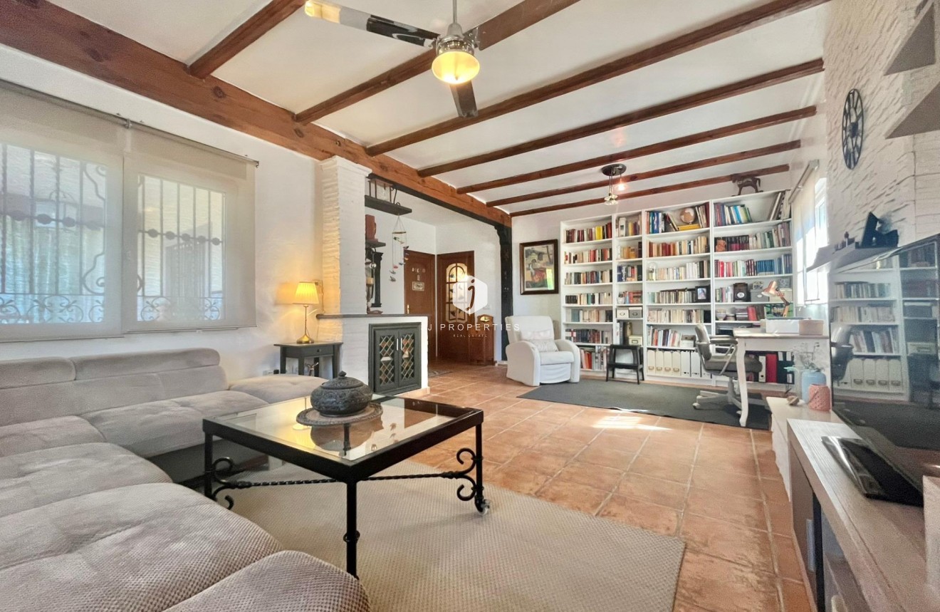 Segunda mano - Villa -
Torrevieja - Los Balcones - Los Altos del Edén