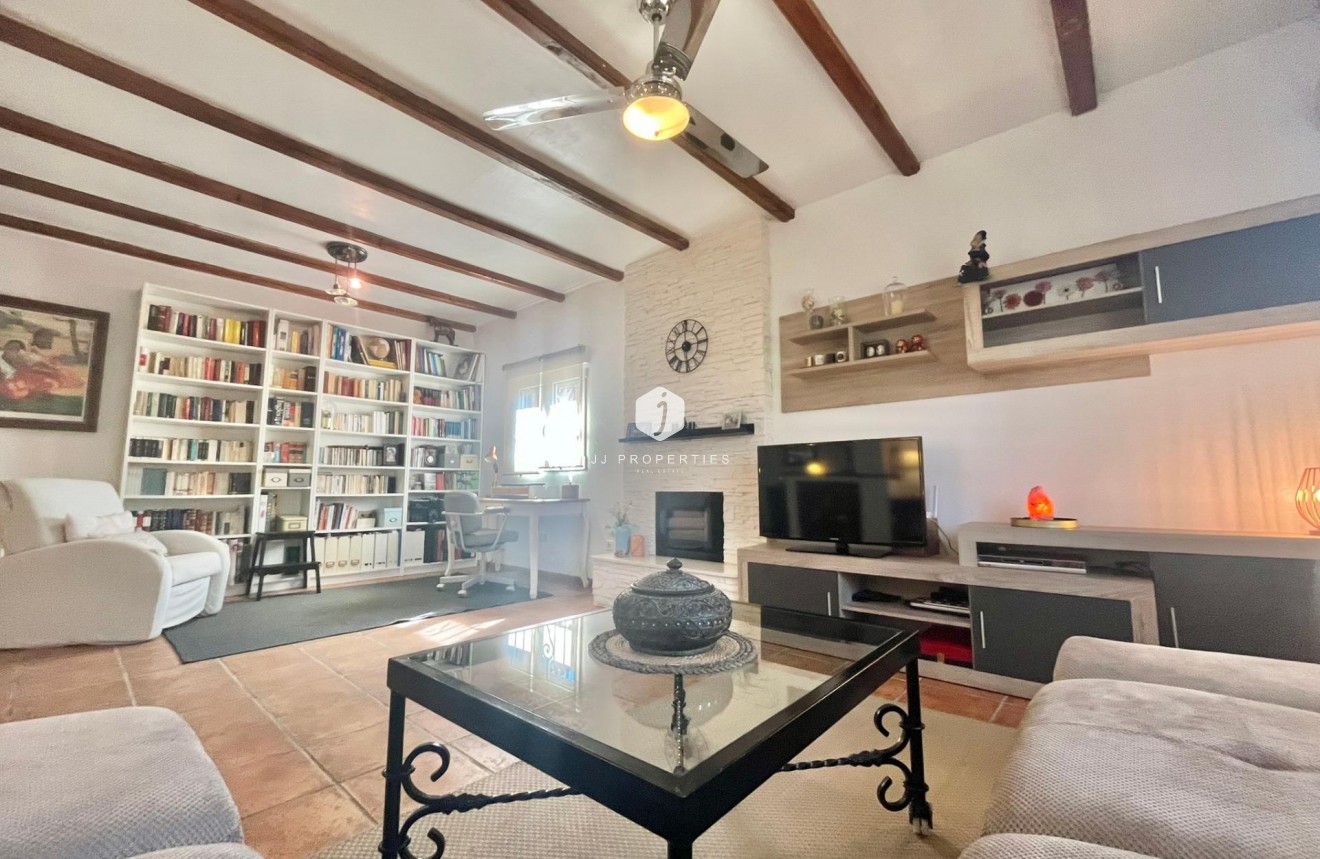 Segunda mano - Villa -
Torrevieja - Los Balcones - Los Altos del Edén