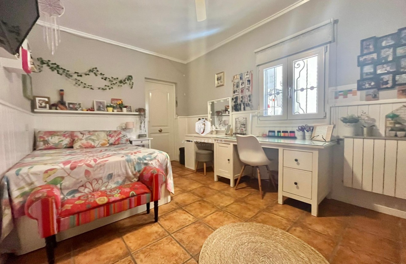 Segunda mano - Villa -
Torrevieja - Los Balcones - Los Altos del Edén