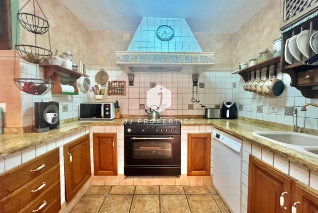 Segunda mano - Villa -
Torrevieja - Los Balcones - Los Altos del Edén