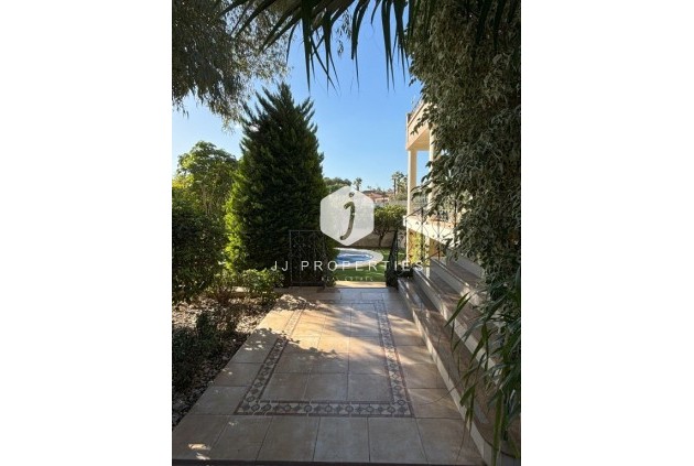 Segunda mano - Villa -
Ciudad Quesada - Costa Blanca