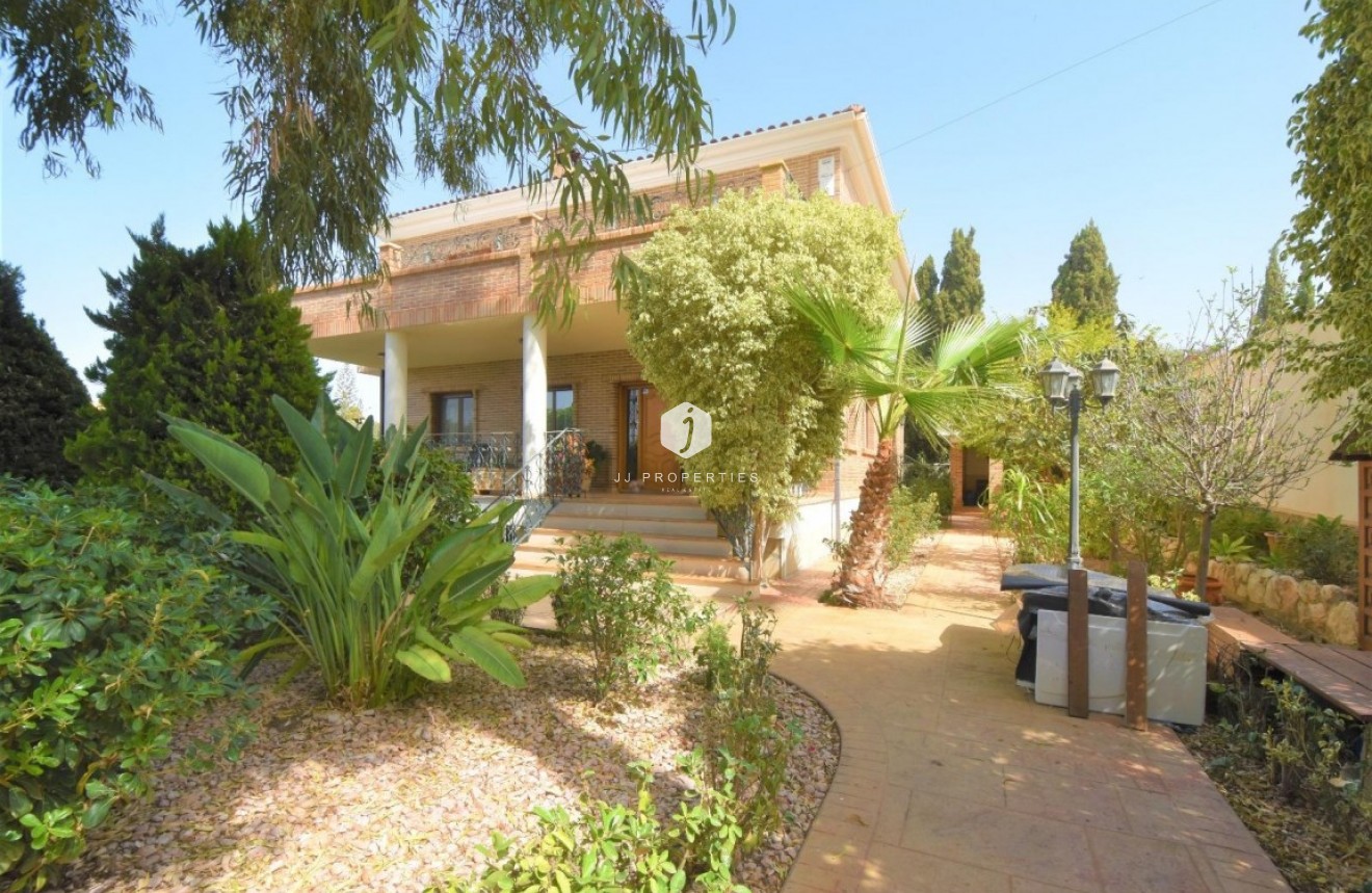 Segunda mano - Villa -
Ciudad Quesada - Costa Blanca