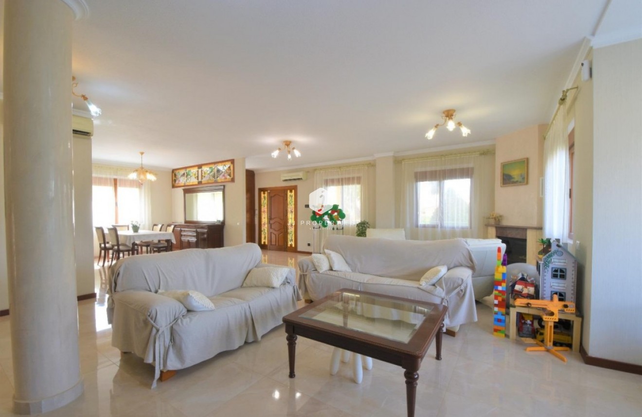 Segunda mano - Villa -
Ciudad Quesada - Costa Blanca