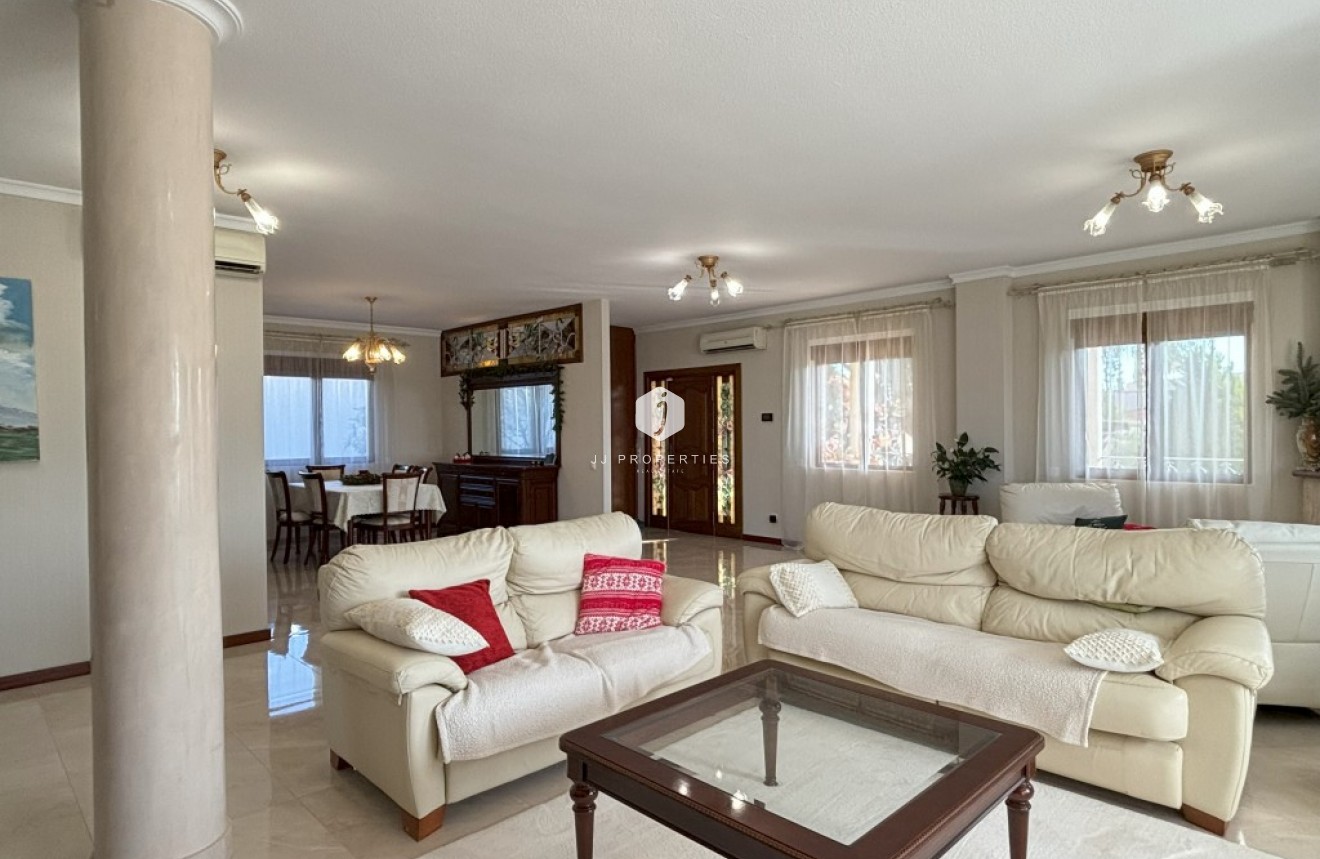 Segunda mano - Villa -
Ciudad Quesada - Costa Blanca