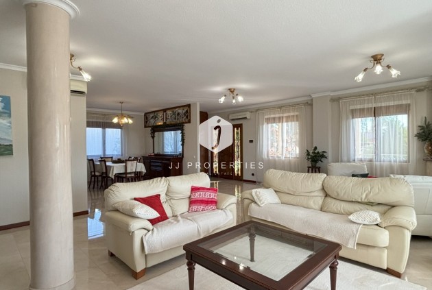 Segunda mano - Villa -
Ciudad Quesada - Costa Blanca