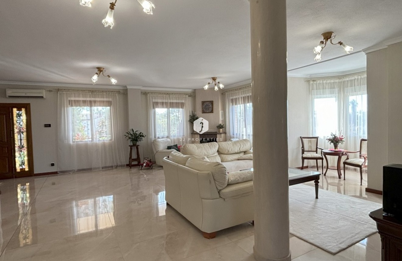 Segunda mano - Villa -
Ciudad Quesada - Costa Blanca