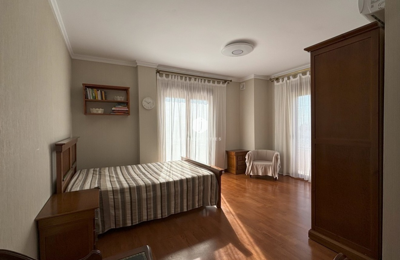 Segunda mano - Villa -
Ciudad Quesada - Costa Blanca