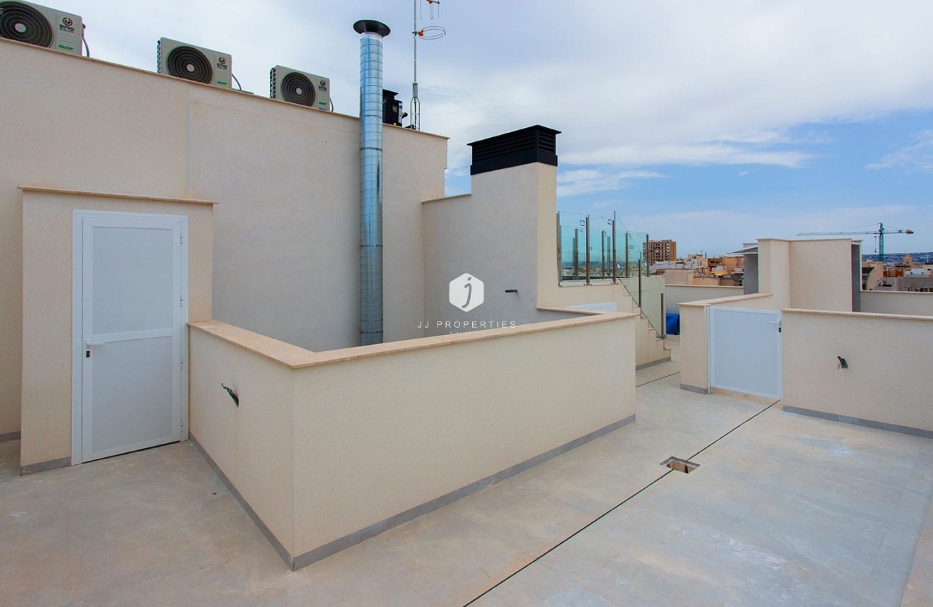 Z drugiej ręki - Mieszkanie w bloku -
Torrevieja - Costa Blanca