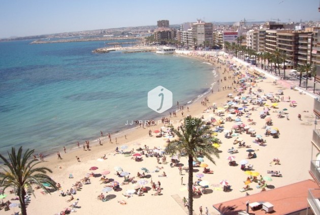 Z drugiej ręki - Mieszkanie w bloku -
Torrevieja - Costa Blanca