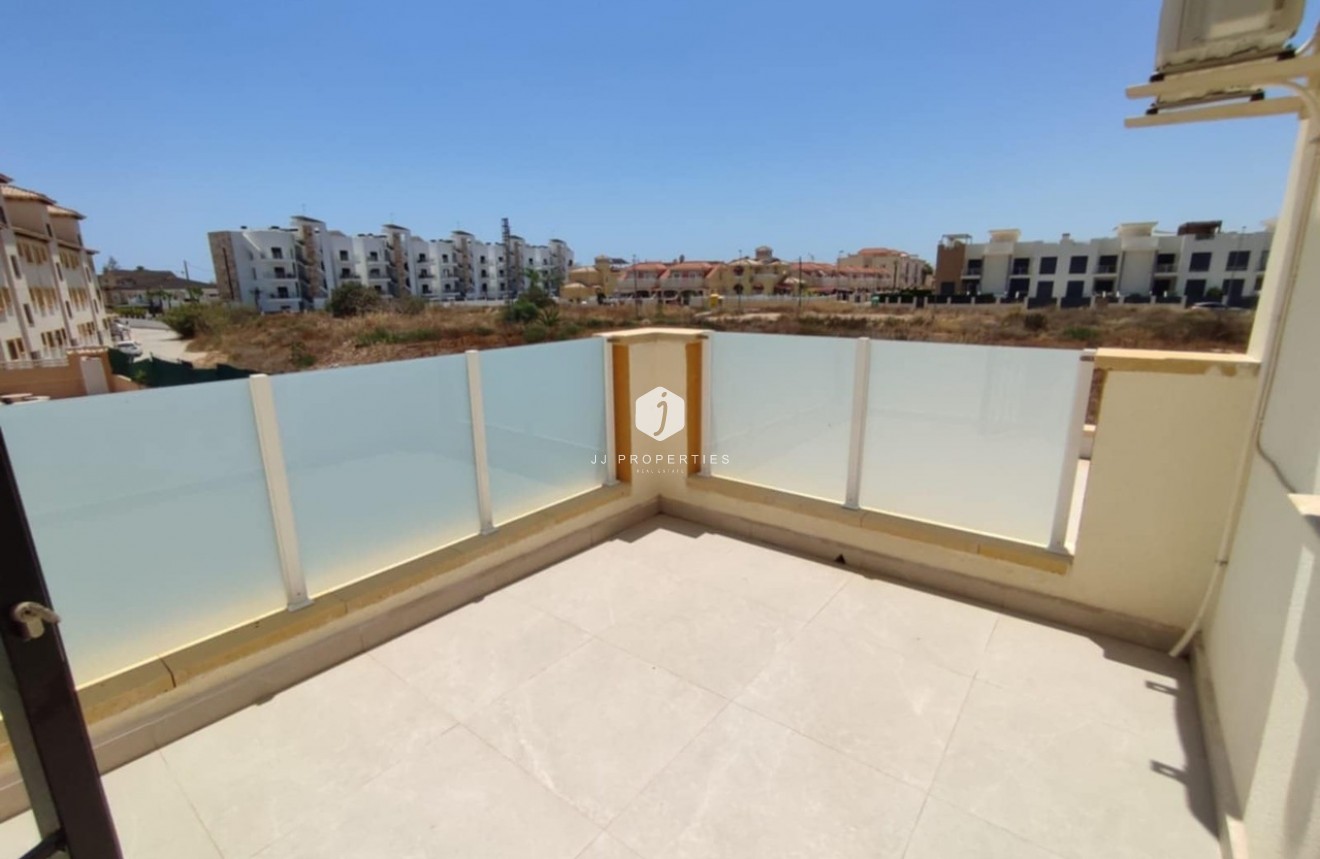 Segunda mano - Chalet -
Playa Flamenca - Costa Blanca