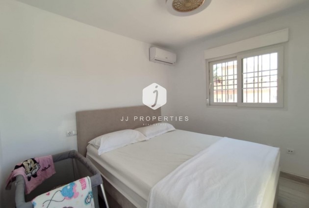 Segunda mano - Chalet -
Playa Flamenca - Costa Blanca