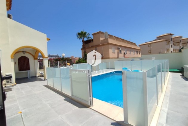 Segunda mano - Chalet -
Playa Flamenca - Costa Blanca