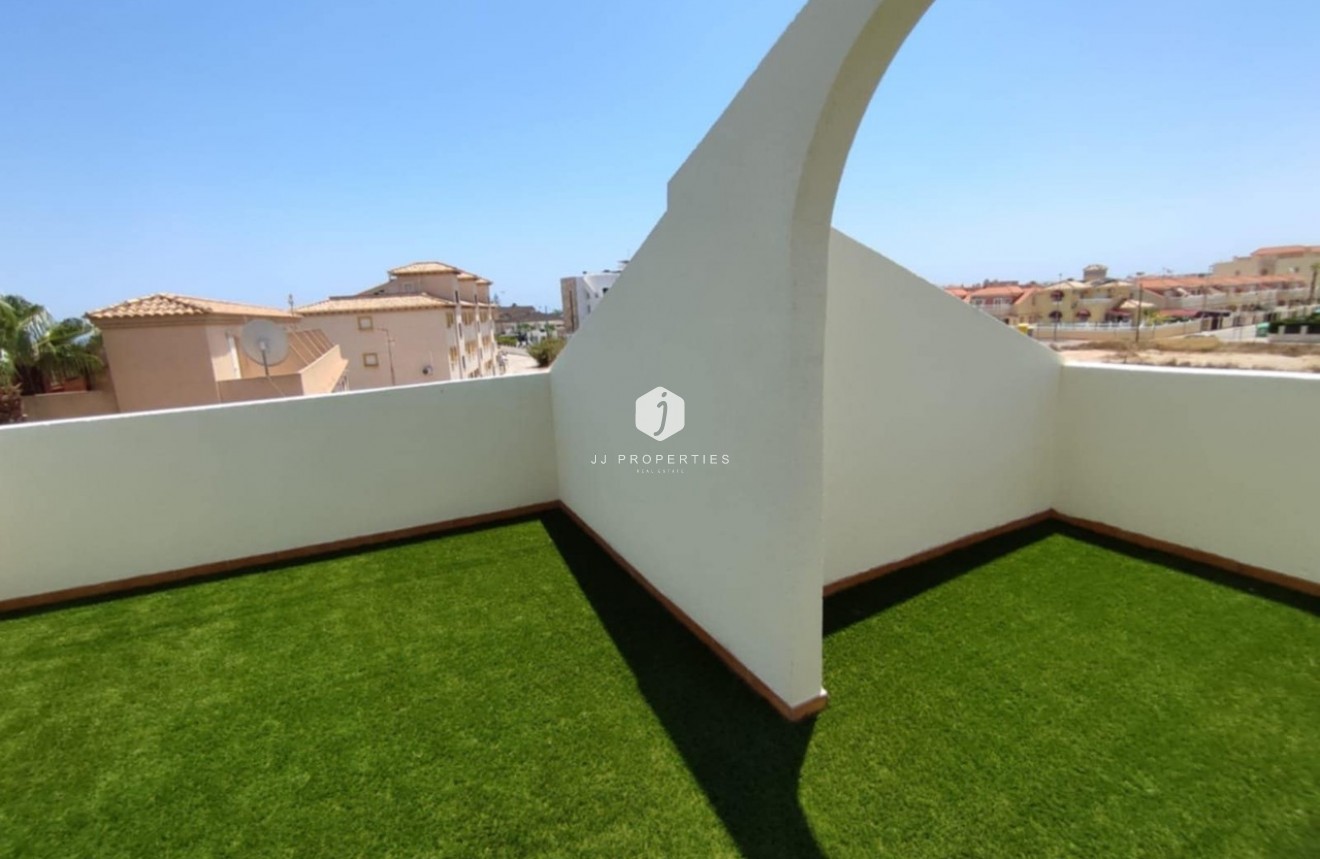 Segunda mano - Chalet -
Playa Flamenca - Costa Blanca