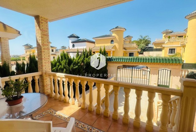 D'occasion - Villa -
Orihuela Costa - PAU 8