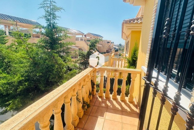 D'occasion - Villa -
Orihuela Costa - PAU 8