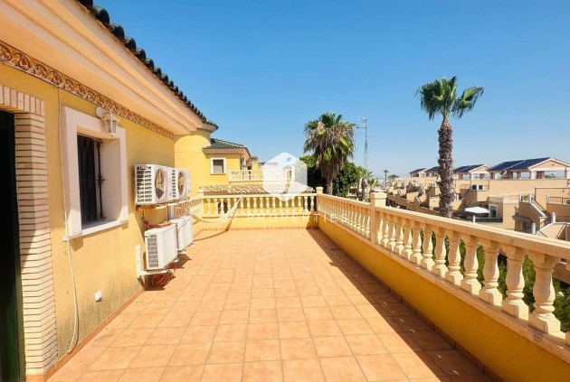 D'occasion - Villa -
Orihuela Costa - PAU 8