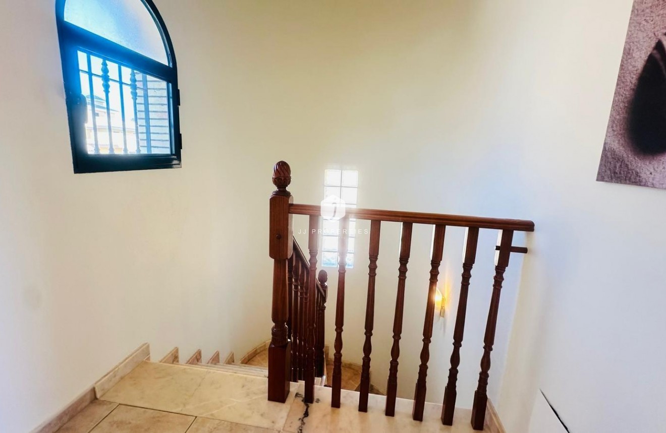 D'occasion - Villa -
Orihuela Costa - PAU 8