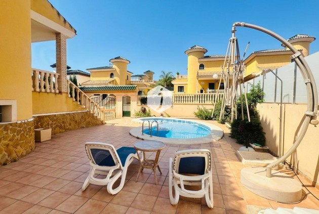 D'occasion - Villa -
Orihuela Costa - PAU 8