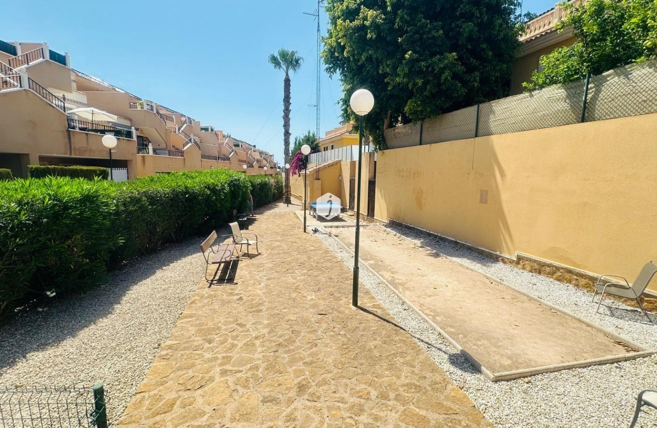 D'occasion - Villa -
Orihuela Costa - PAU 8