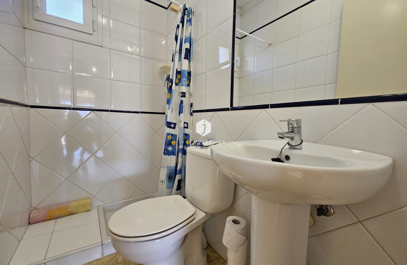 Segunda mano - Villa -
Cabo Roig - Costa Blanca