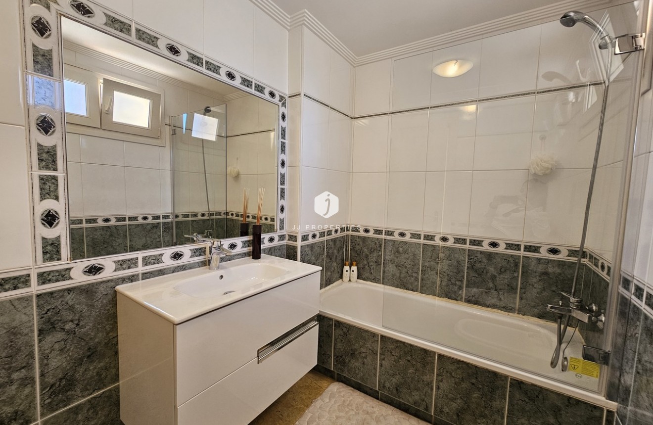 Segunda mano - Villa -
Cabo Roig - Costa Blanca