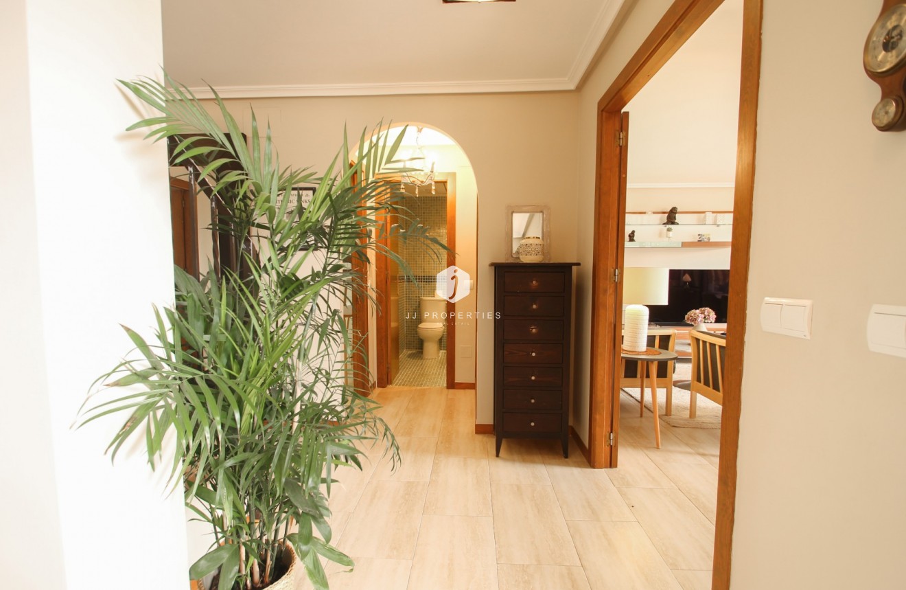 Segunda mano - Villa -
Torrevieja - Costa Blanca