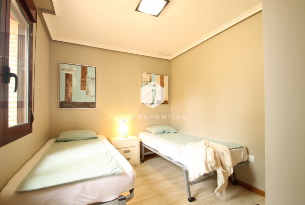 Segunda mano - Villa -
Torrevieja - Costa Blanca