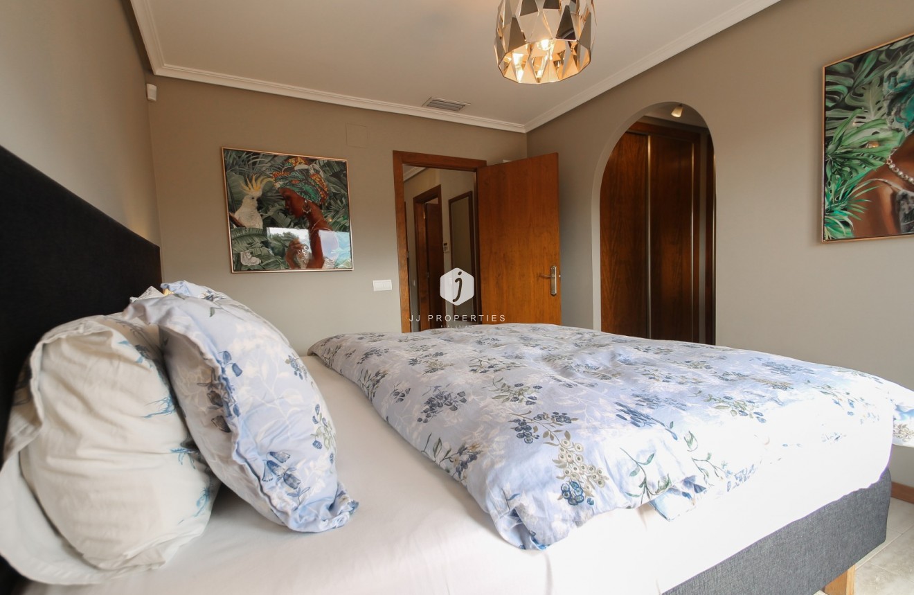 Segunda mano - Villa -
Torrevieja - Costa Blanca