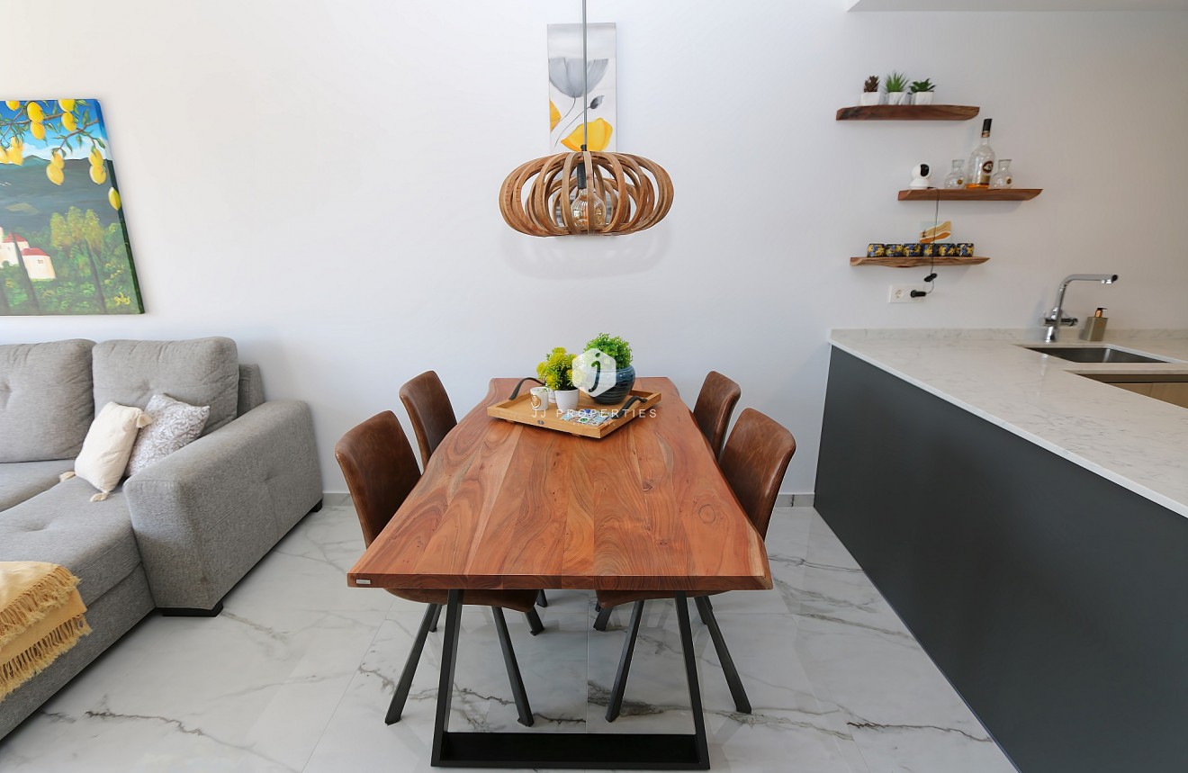 Aus zweiter Hand - Penthouse -
Orihuela Costa - Costa Blanca