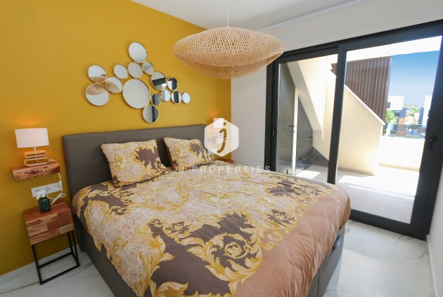 Aus zweiter Hand - Penthouse -
Orihuela Costa - Costa Blanca