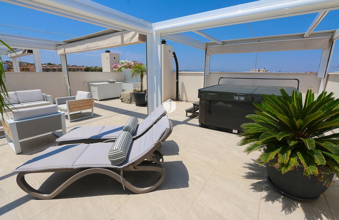 Aus zweiter Hand - Penthouse -
Orihuela Costa - Costa Blanca