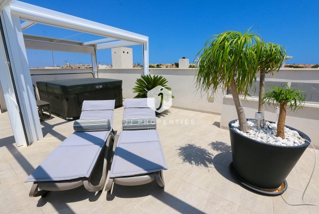 Aus zweiter Hand - Penthouse -
Orihuela Costa - Costa Blanca