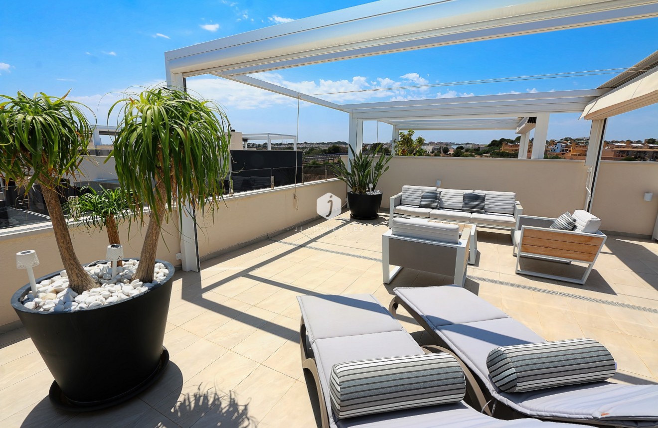 Aus zweiter Hand - Penthouse -
Orihuela Costa - Costa Blanca