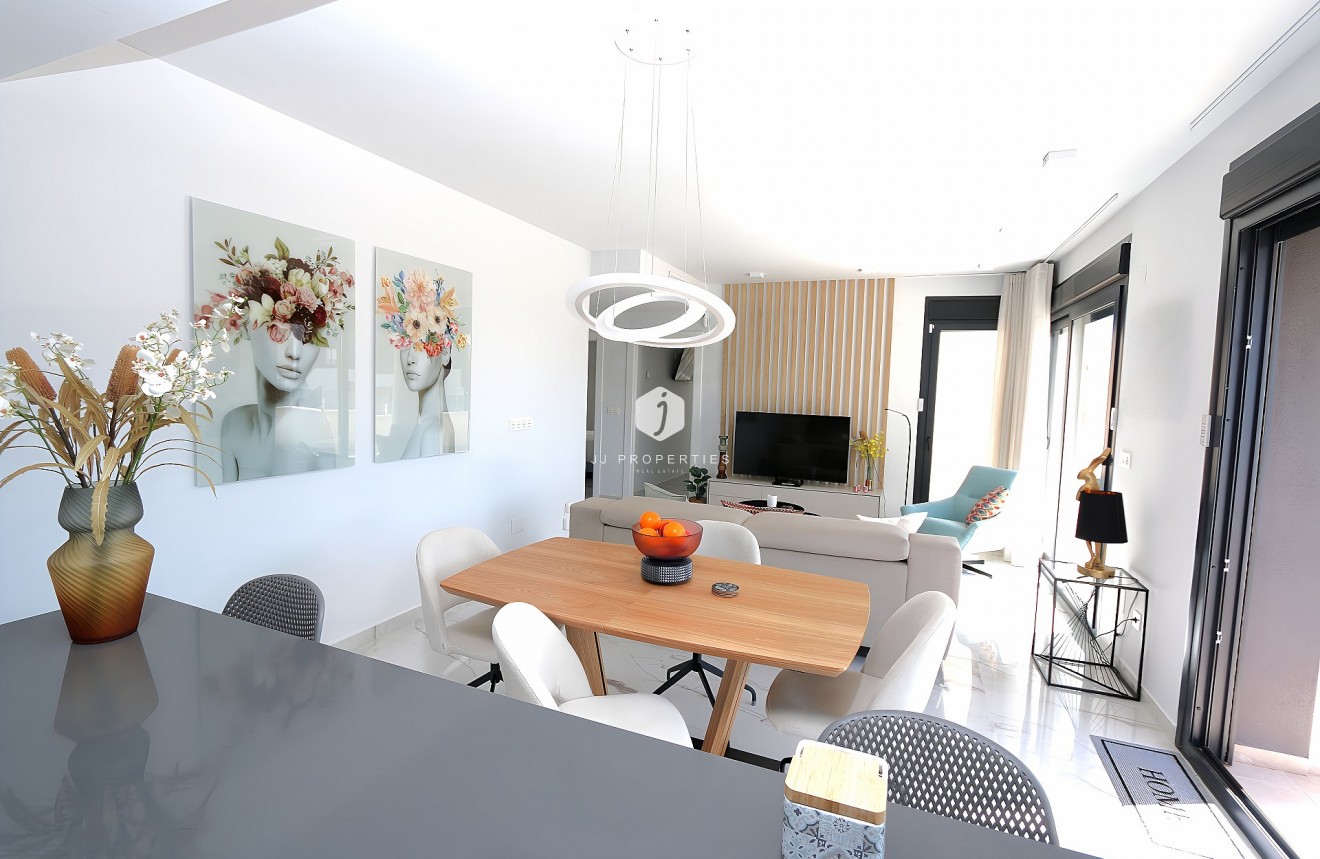 Segunda mano - Ático -
Orihuela Costa - Costa Blanca