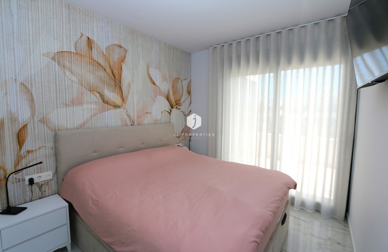 Segunda mano - Ático -
Orihuela Costa - Costa Blanca