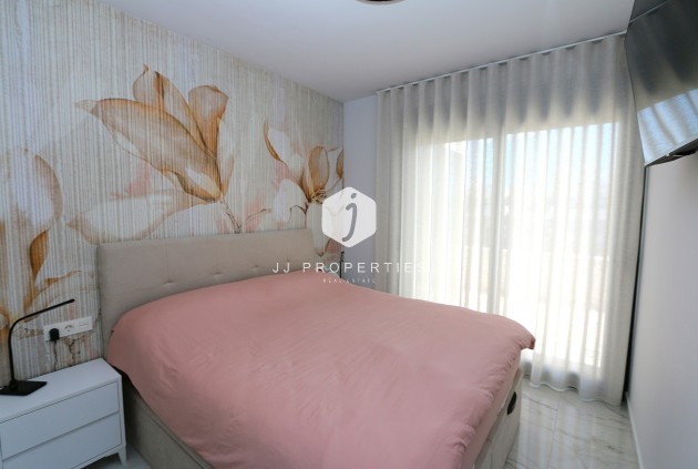 Segunda mano - Ático -
Orihuela Costa - Costa Blanca