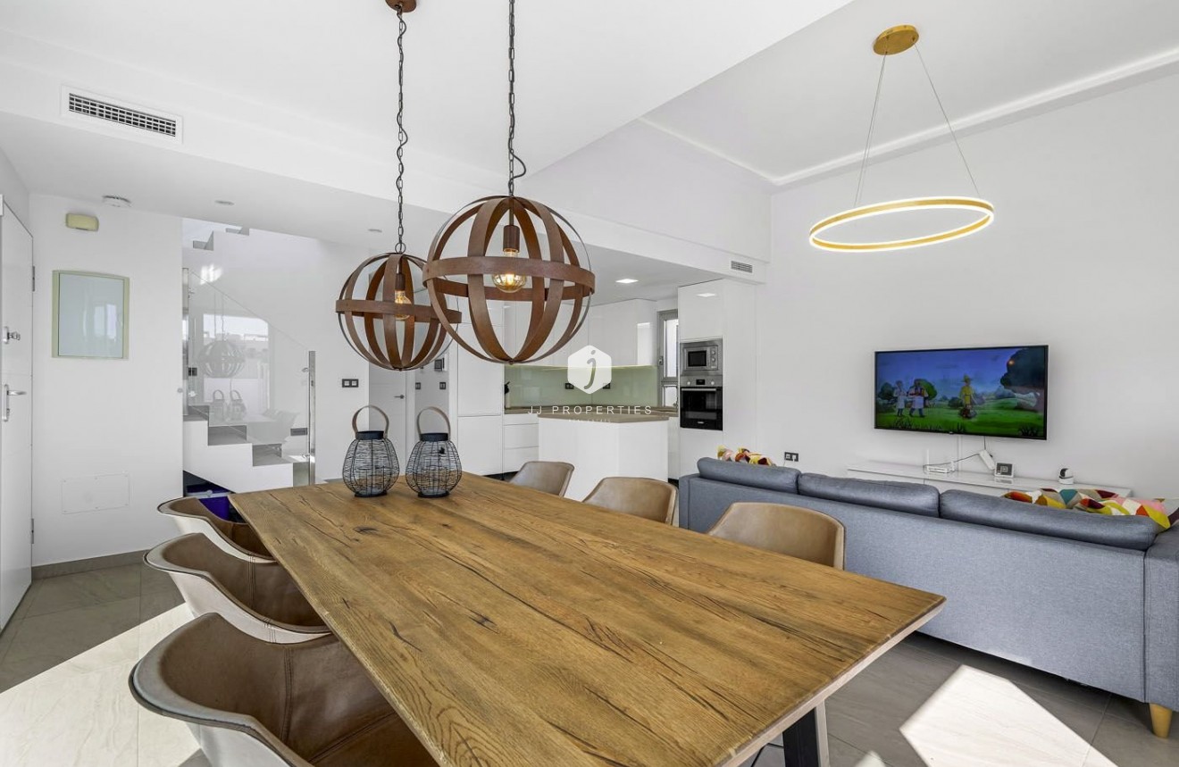 Aus zweiter Hand - Villa -
Guardamar del Segura - Costa Blanca