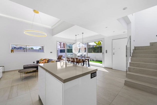 Aus zweiter Hand - Villa -
Guardamar del Segura - Costa Blanca