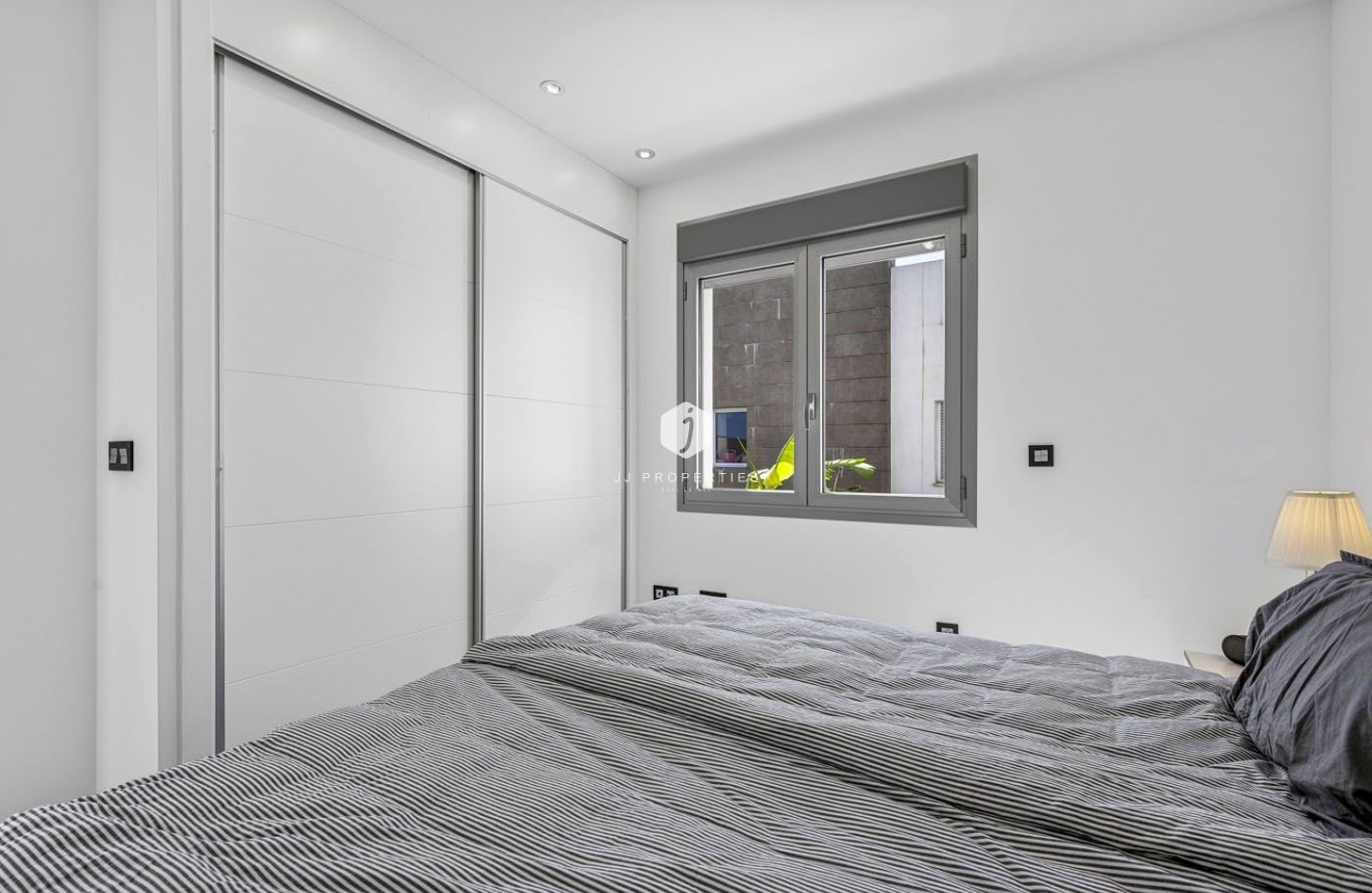 Aus zweiter Hand - Villa -
Guardamar del Segura - Costa Blanca