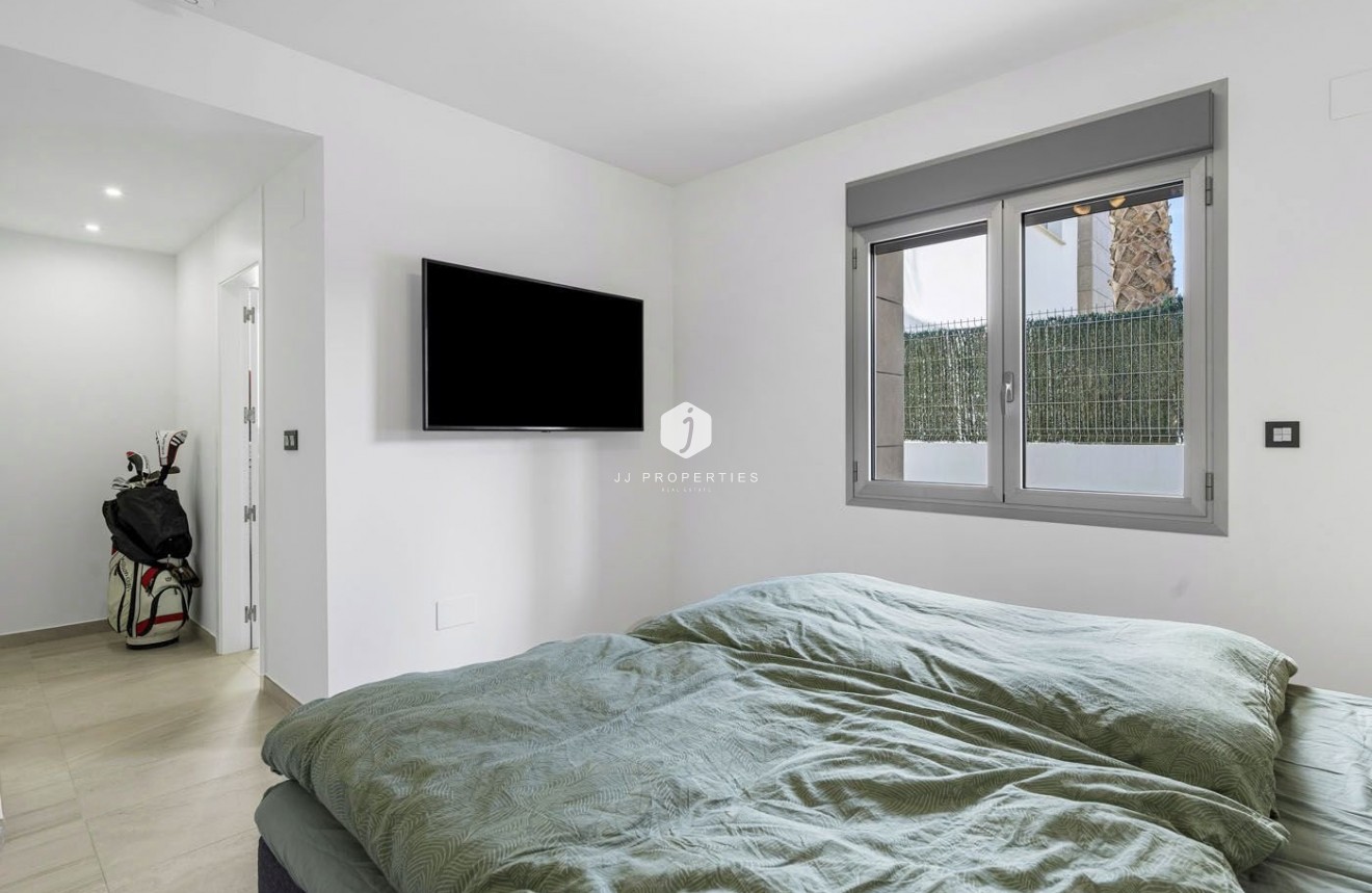 Aus zweiter Hand - Villa -
Guardamar del Segura - Costa Blanca