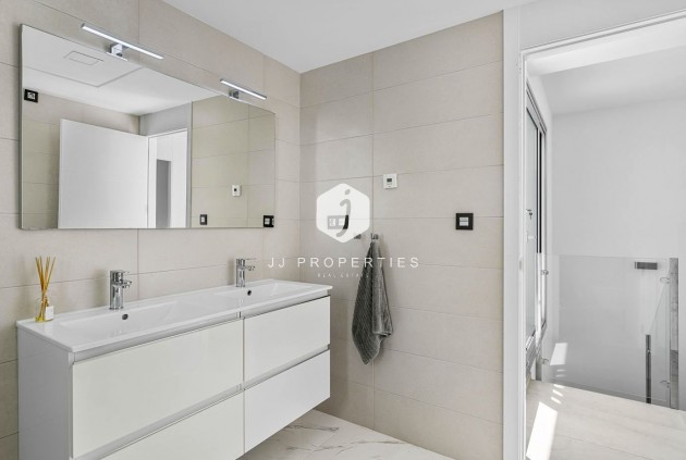 Aus zweiter Hand - Villa -
Guardamar del Segura - Costa Blanca