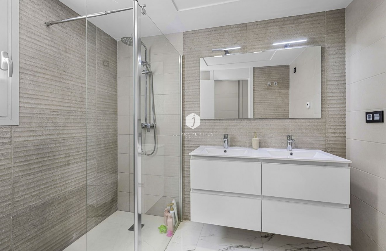 Aus zweiter Hand - Villa -
Guardamar del Segura - Costa Blanca