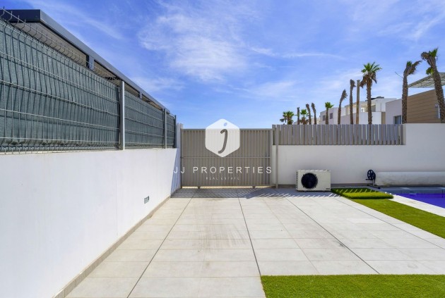 Aus zweiter Hand - Villa -
Guardamar del Segura - Costa Blanca