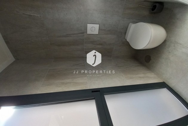 Aus zweiter Hand - Villa -
San Miguel de Salinas - Inland