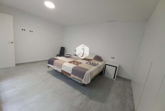 Aus zweiter Hand - Villa -
San Miguel de Salinas - Inland