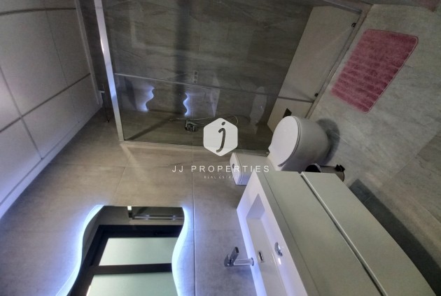 Aus zweiter Hand - Villa -
San Miguel de Salinas - Inland