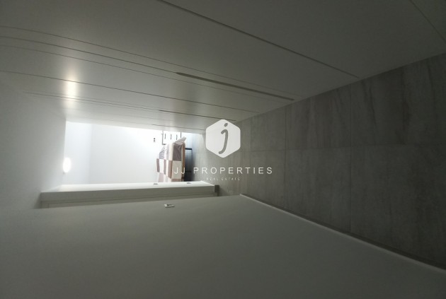 Aus zweiter Hand - Villa -
San Miguel de Salinas - Inland