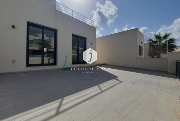 Aus zweiter Hand - Villa -
San Miguel de Salinas - Inland