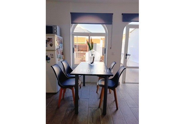 Resale - Chalet -
Torrevieja - La Siesta - El Salado - Torreta